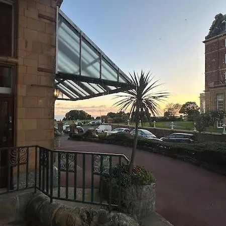 2-Bed Apartment In The Grand Hotel, Folkestone Extérieur photo