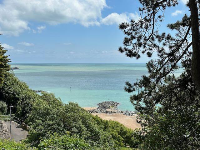 2-bed In The Grand Hotel, Apartment Folkestone