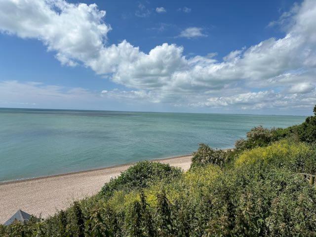 2-bed In The Grand Hotel, * Folkestone